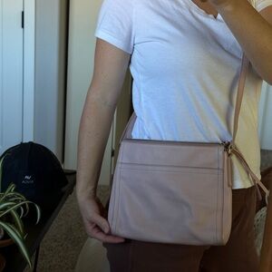 Light pink leather fossil bag